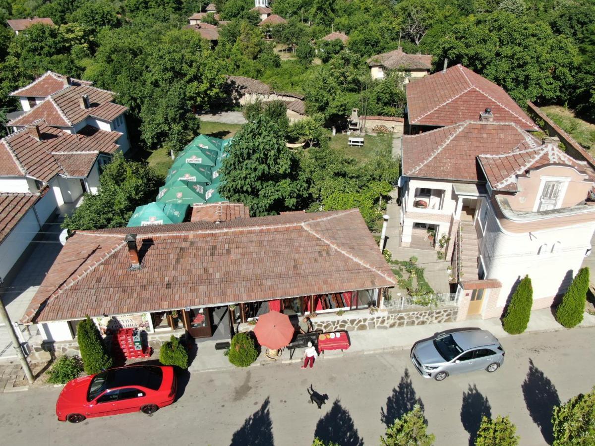 Slanchevata Kashta Krushuna Exterior photo